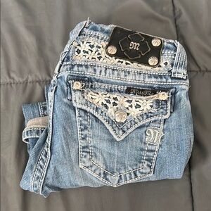 Miss Me Light Wash Capri Size 14